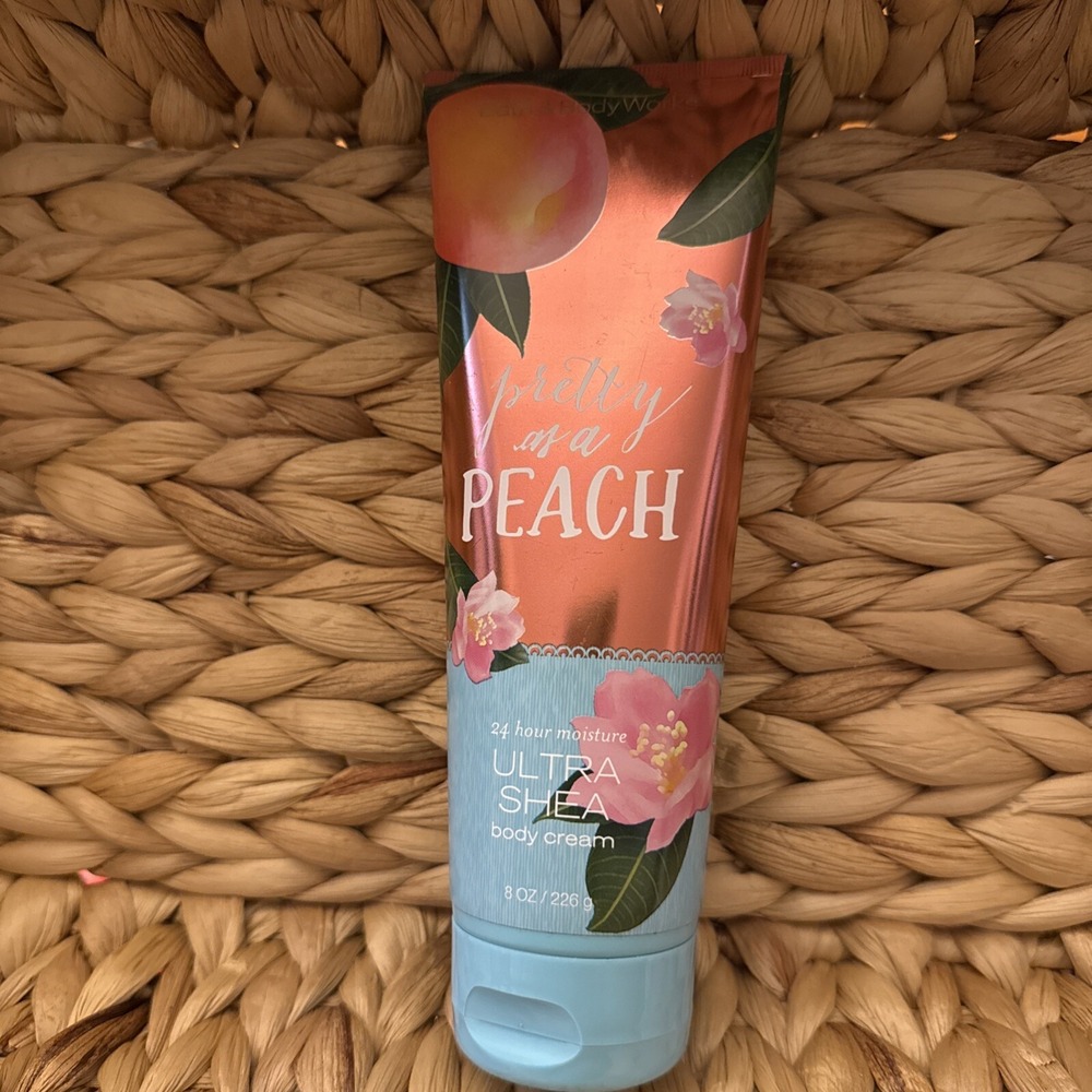 Bath & Body Works 24 Hour Moisture Ultra Shea Body Cream 8 fl oz ( Choose )